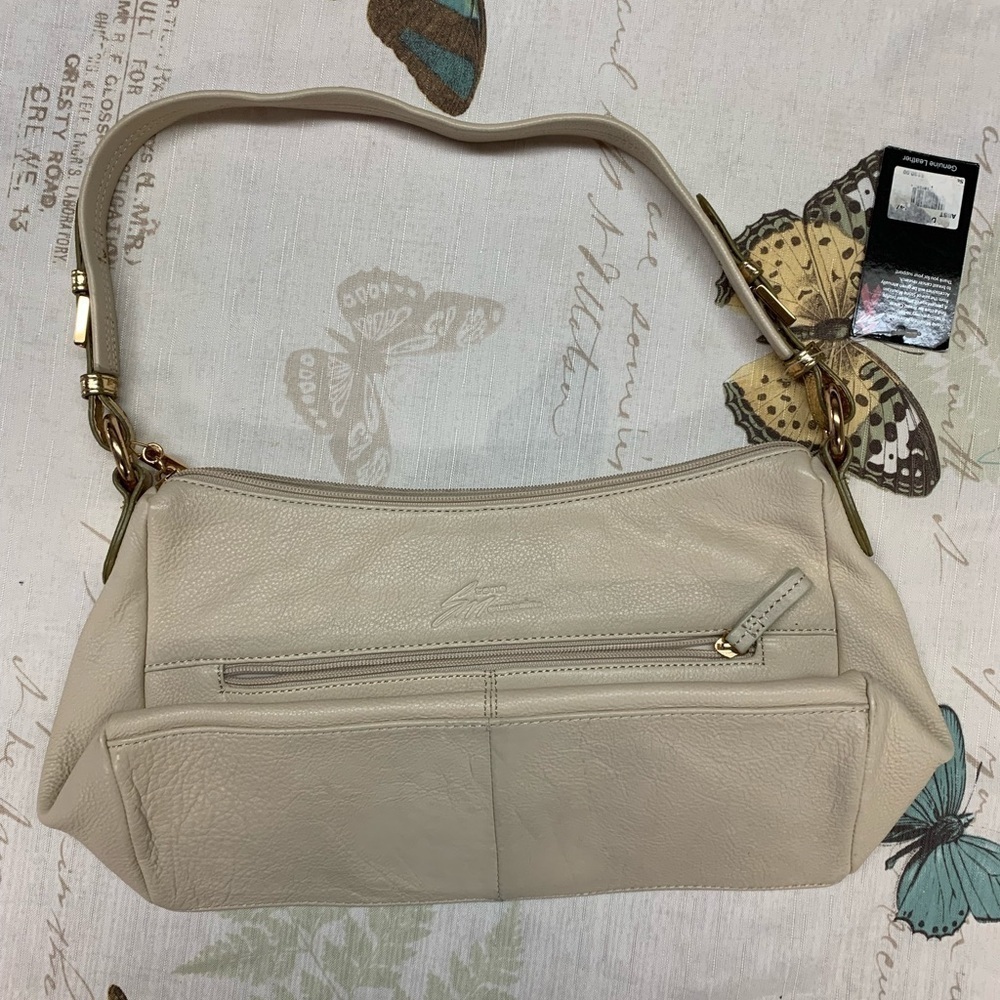 Stone Mountain pebbled leather hobo bag NWT